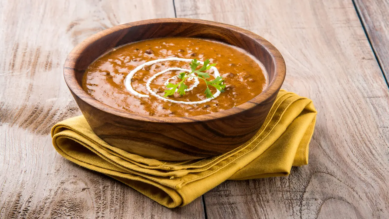 Dal Makhani Recipe: घर पर बनाएं पंजाबी स्टाइल दाल मखनी, स्वाद ऐसा कि हर कोई कहे – वाह 1 Dal Makhani Recipe
